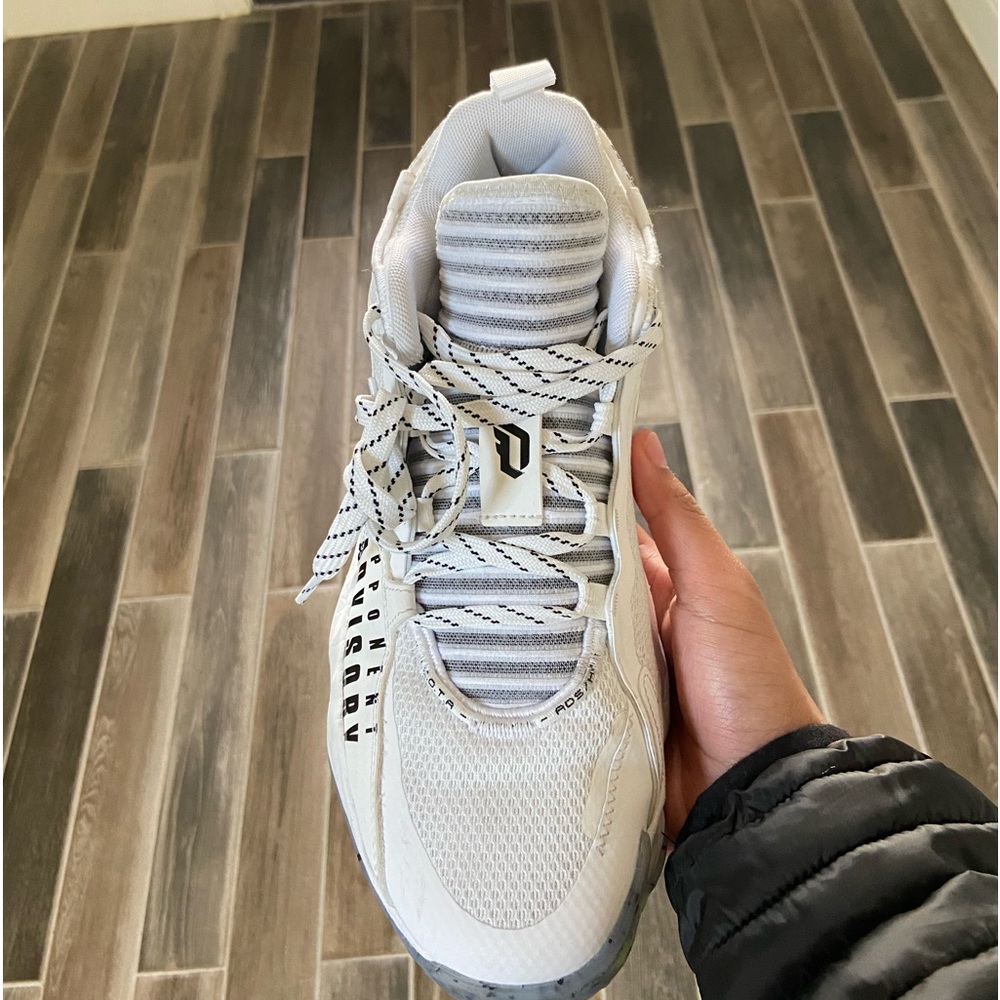 Dame 8 Adidas